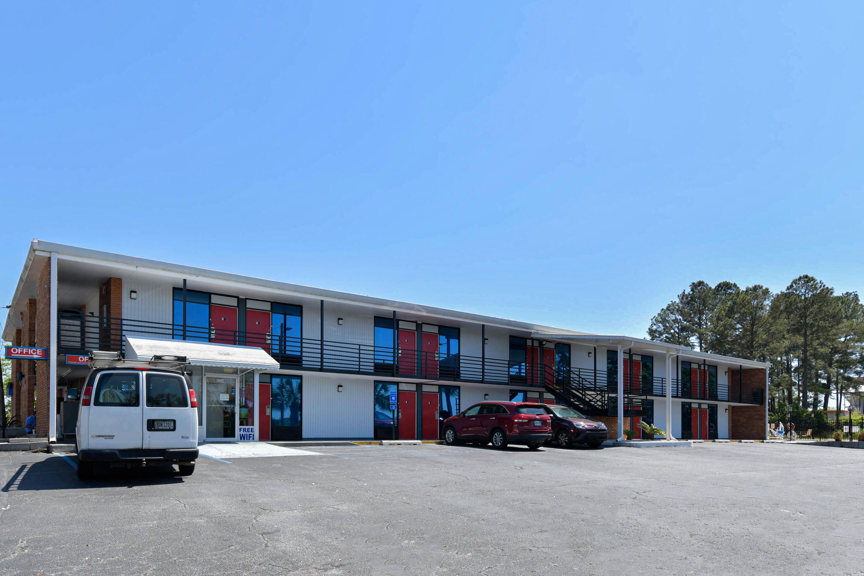Oyo Hotel Valdosta Ga I-75 Экстерьер фото